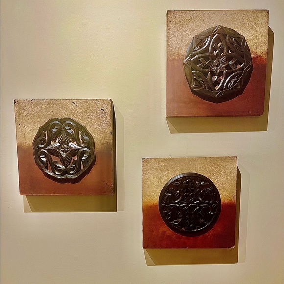 Distressed Wood Tile with Iron Black Iron Medallion 3 Piece Wall Art Set - Picture 1 of 4
